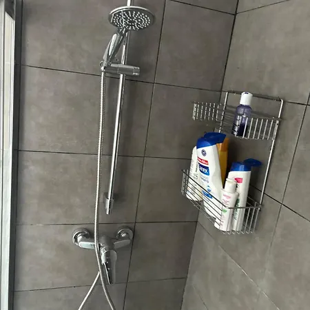 Aircon Cristianos, Quiet Zone, Chipeque