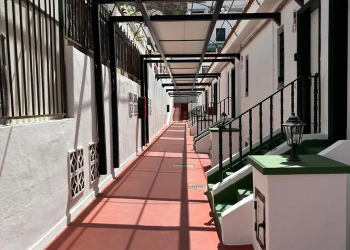 Aircon Cristianos, Quiet Zone, Chipeque